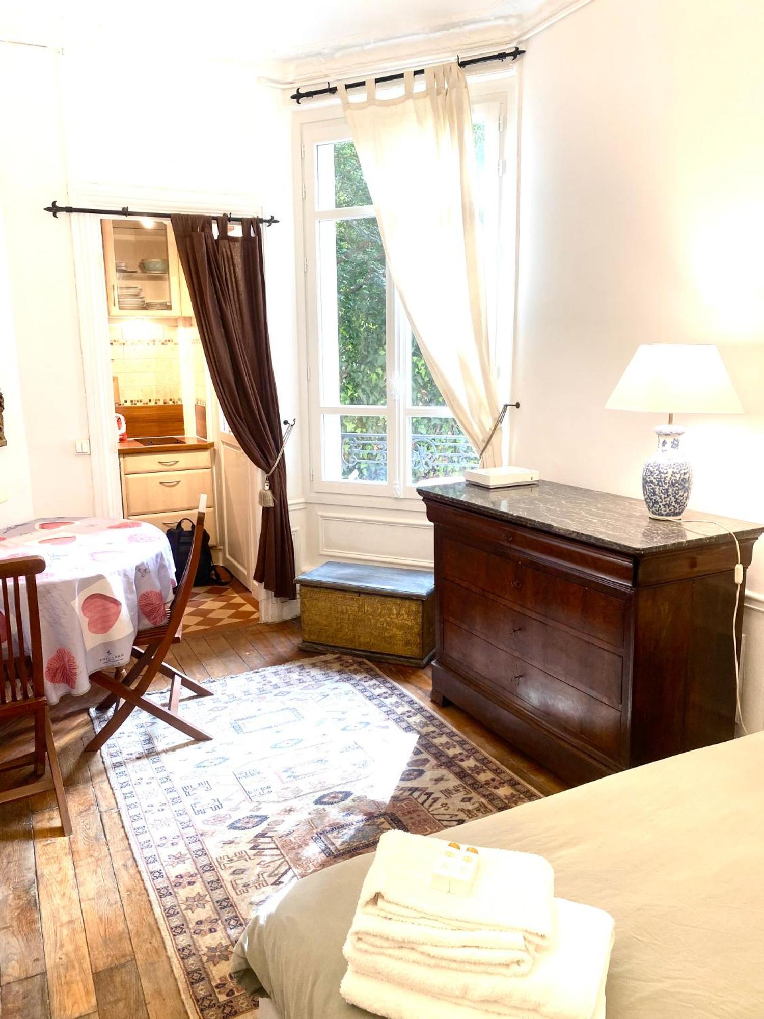 Paris : superbe appartement confortable Extérieur photo